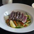 Halstrad tonfisk med asiatisk nudelsallad och[...]