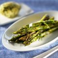 Grön sparris med dill- och senapssmör