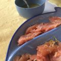 Lax gravad med citronskal och ramslök