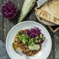 Rödvinskokt lammchili med vit böncrème,[...]
