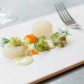 Sockersaltad torskrygg med tartar på gurka samt[...]