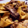 Pasta med krämig svamp och lövbiffsås