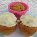 Pumpamuffins med vit chokladtopping