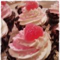 Whipped Cream Cheese Frosting