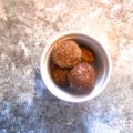 Choklad- och lakritsbollar
