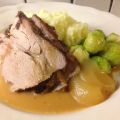 Plommonspäckad fläskkarré med gräddsås och[...]