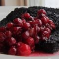 Hemmagjord blodpudding med rårörda lingon