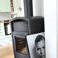 Scarlett på väggen.