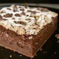 FUDGEBROWNIE MED DULCE DE LECHE OCH MARÄNG
