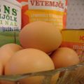 Majspannkaka med tomat- och gurksalsa
