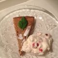 Pepparkakskladdkaka med lingon grädde