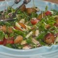 Kycklingsallad med hallon och roquefortkräm