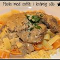Pasta med oxfilé i krämig sås