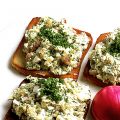 Gubbröra på toast