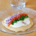 Ostplättar med topping (som langos)