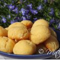 Variant av Pão de queijo (Brasilianskt ostbröd)