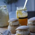 Semlor med lemoncurd fyllning