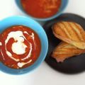 Tomatsoppa med kyckling & varma mackor