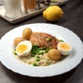 Smörstekt torskrygg med ägg, purjolökssås och[...]