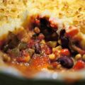 Mexikansk bönröra med frasigt potatistäcke