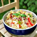 Somrig pastasallad