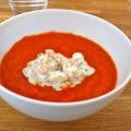 Tomatsoppa med gott tillbehör