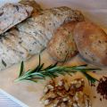 Oliv- och rosmarinbaguetter och Linfröbullar[...]