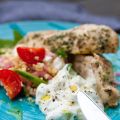 Ört- och parmesankyckling med gurkyoghurt