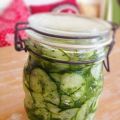 Pressgurka och picklade grönsaker