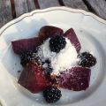 Rödbetor med pepparrotssnö, björnbär och[...]