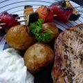På grillen: Kalkonfilé med grillad färskpotatis[...]