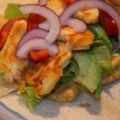 Halloumiwrap med hummus och grönt