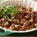 Ragu på vilt med rönnbär