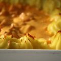 Korvgratäng med gratinerat potatismos