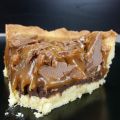 DAIM- OCH KOLA PAJ MED CHOKLADGÖMMA