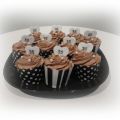 Mjukpepparkakscupcake med apelsinchokladfluff