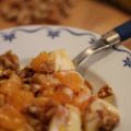 Fruktsallad med valnötter och kanel