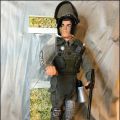 Jag sitter och leker med mina Action man