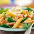 Orientalisk pastasallad med räkor