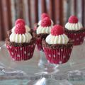 Kladdkakscupcakes med vit chokladfrosting