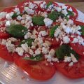 Tomatsallad med fetaost (+ode till tomaten)