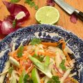 Asiatisk kålsallad med päron och ingefära