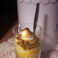 Passionsfruktcurd med marängtopp