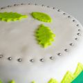 Födelsedagskalas med mousse- och curdtårta