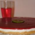 Tårta med cheesecakemousse & jordgubbsgelé