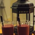 Smoothie på annanas, blåbär och björnbär