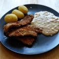 Stekt salt sill med löksås