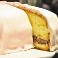 Glutenfri tårta med passionsfrukt, vaniljkräm[...]