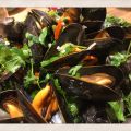 ASIATISKA MUSSLOR MED KORIANDER, LIME OCH CHILI[...]