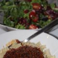 Pasta med smaskig, kryddig quornfärssås